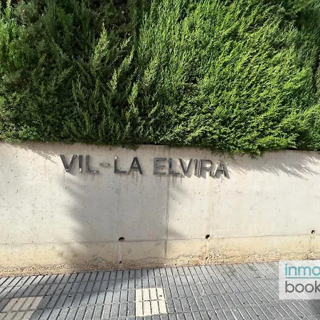 Elvira , Con Piscina Y Aparcamiento Gratis Apartment