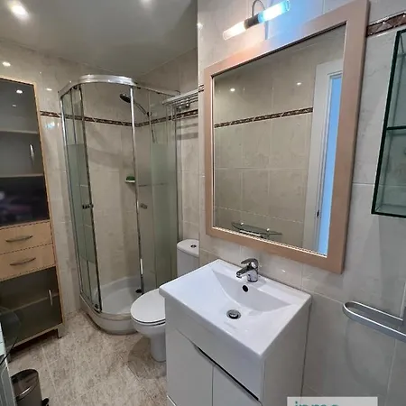Apartment Elvira , Con Piscina Y Aparcamiento Gratis *