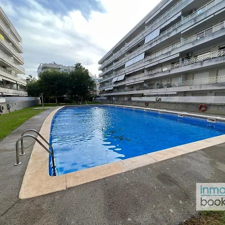 Elvira , Con Piscina Y Aparcamiento Gratis Apartment