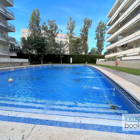 Elvira , Con Piscina Y Aparcamiento Gratis Apartment