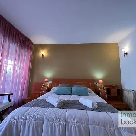 Elvira , Con Piscina Y Aparcamiento Gratis Apartment